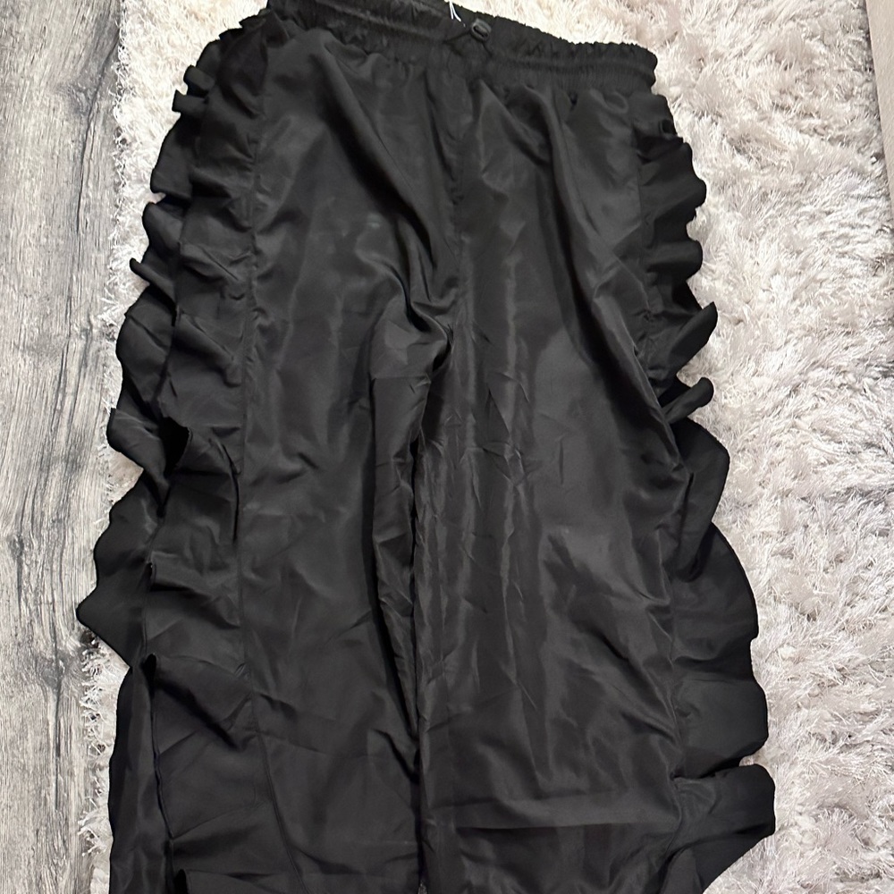 Black joggers with flair